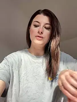 Snapshot of Mia-Minou chatting on 8, 3, 2026 Mia-Minou online show from 8, 3, 2026