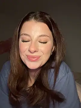 Snapshot of Mia-Minou chatting on 11, 3, 2026 Mia-Minou online show from 11, 3, 2026