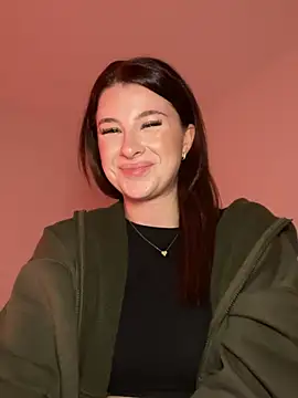 Snapshot of Mia-Minou chatting on 17, 3, 2026 Mia-Minou online show from 17, 3, 2026