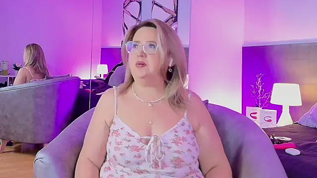 MartinaCaycedo online show from 18, 1, 2025