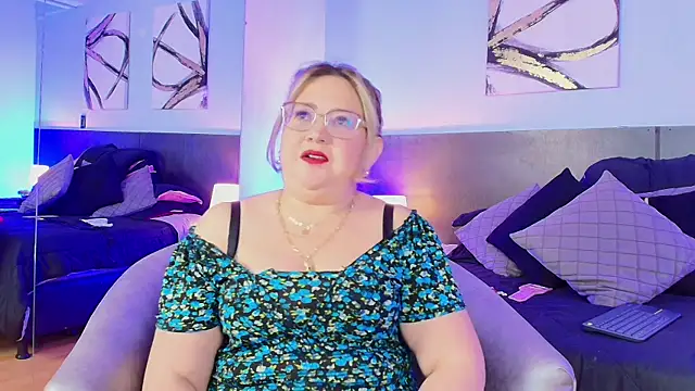 MartinaCaycedo online show from 25, 1, 2025