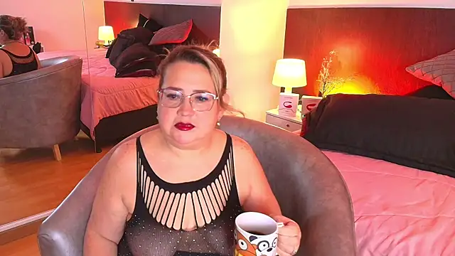 MartinaCaycedo online show from 31, 1, 2025