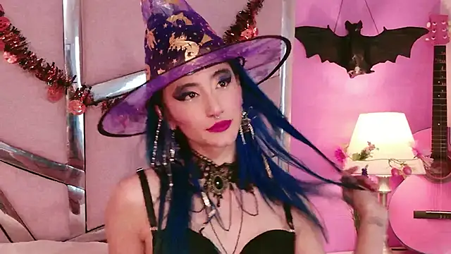 Lunapage online show from 14, 10, 2025