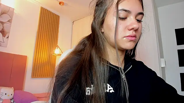 Snapshot of mia_nevaeh chatting on 21, 1, 2025 mia nevaeh online show from 21, 1, 2025