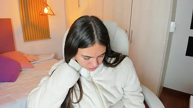 Snapshot of mia_nevaeh chatting on 12, 3, 2025 mia nevaeh online show from 12, 3, 2025