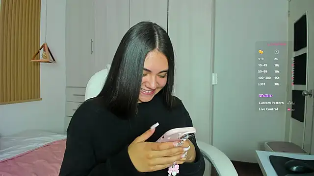 Snapshot of mia_nevaeh chatting on 12, 10, 2025 mia nevaeh online show from 12, 10, 2025