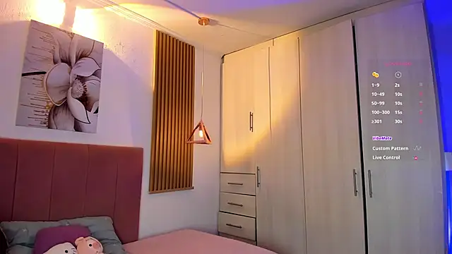 Snapshot of mia_nevaeh chatting on 24, 11, 2025 mia nevaeh online show from 24, 11, 2025