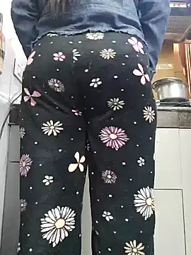 Manpreet kaur21 online show from 15, 1, 2025