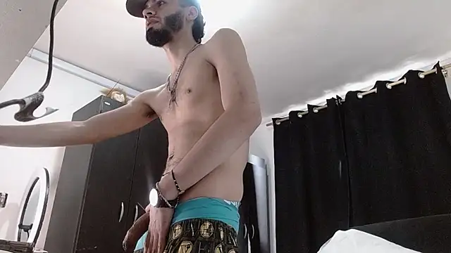 Snapshot of badanyboy chatting on 29, 11, 2025 badanyboy online show from 29, 11, 2025