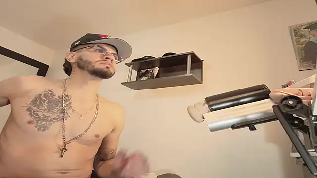 Snapshot of badanyboy chatting on 26, 3, 2026 badanyboy online show from 26, 3, 2026