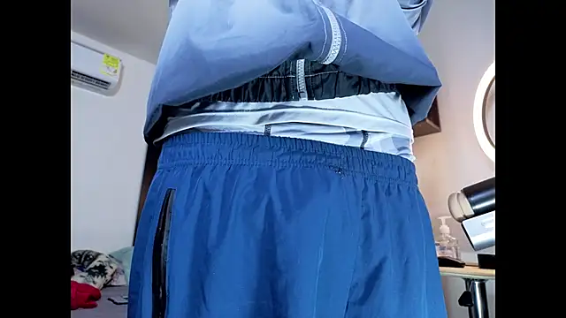 Snapshot of badanyboy chatting on 1, 4, 2026 badanyboy online show from 1, 4, 2026