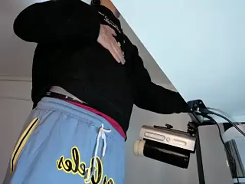 Snapshot of badanyboy chatting on 12, 4, 2026 badanyboy online show from 12, 4, 2026