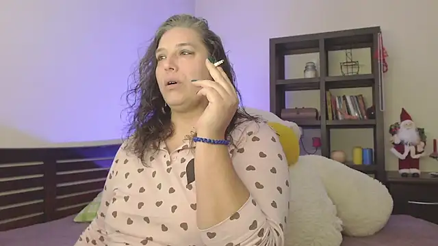 Snapshot of Niter chatting on 6, 12, 2024 Niter online show from 6, 12, 2024