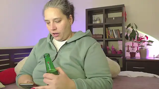 Snapshot of Niter chatting on 10, 1, 2025 Niter online show from 10, 1, 2025