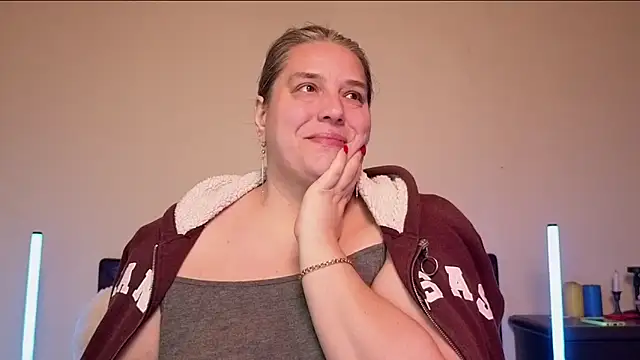 Snapshot of Niter chatting on 27, 11, 2025 Niter online show from 27, 11, 2025