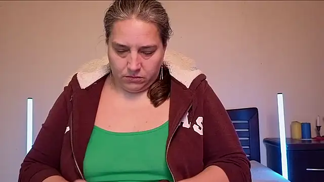 Snapshot of Niter chatting on 29, 11, 2025 Niter online show from 29, 11, 2025