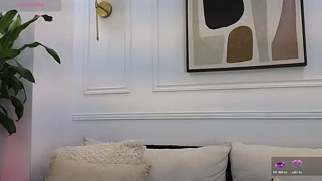 Snapshot of Mia_thompson_19 chatting on 24, 2, 2026 Mia thompson 19 online show from 24, 2, 2026