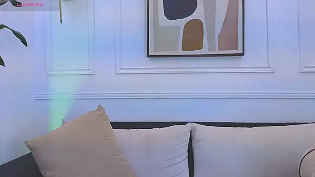 Snapshot of Mia_thompson_19 chatting on 25, 2, 2026 Mia thompson 19 online show from 25, 2, 2026