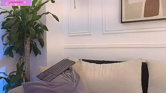 Snapshot of Mia_thompson_19 chatting on 3, 3, 2026 Mia thompson 19 online show from 3, 3, 2026