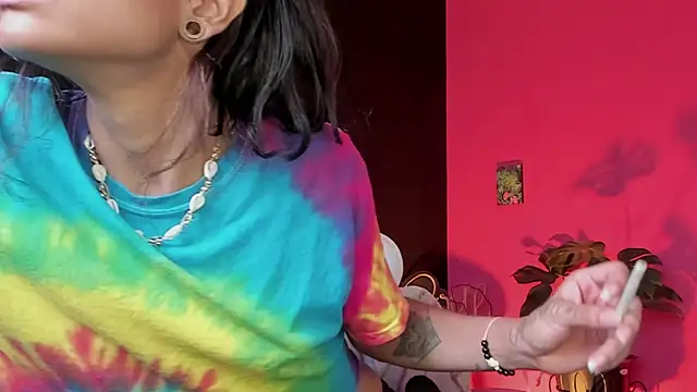 Juanadearco5 online show from 5, 3, 2025