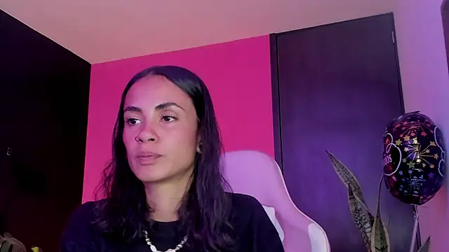 Juanadearco5 online show from 17, 3, 2025