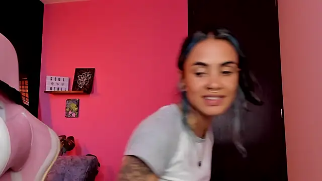 Juanadearco5 online show from 28, 9, 2025