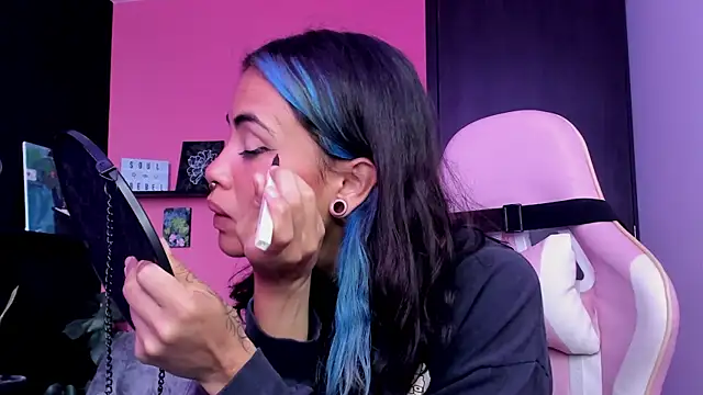 Juanadearco5 online show from 7, 10, 2025