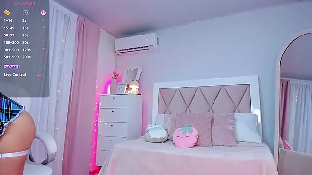 Snapshot of ania_sweet18 chatting on 28, 2, 2025 ania sweet18 online show from 28, 2, 2025