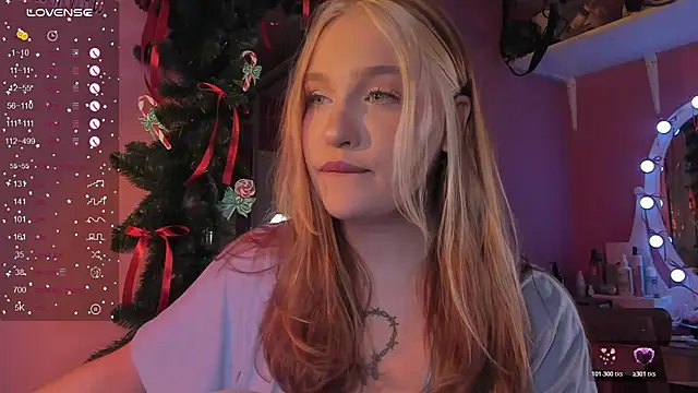 CarolineLovers online show from 17, 12, 2025