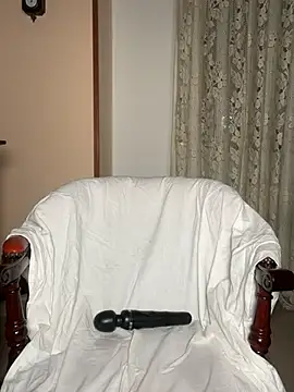 Snapshot of SierraFox_ chatting on 5, 3, 2025 SierraFox online show from 5, 3, 2025