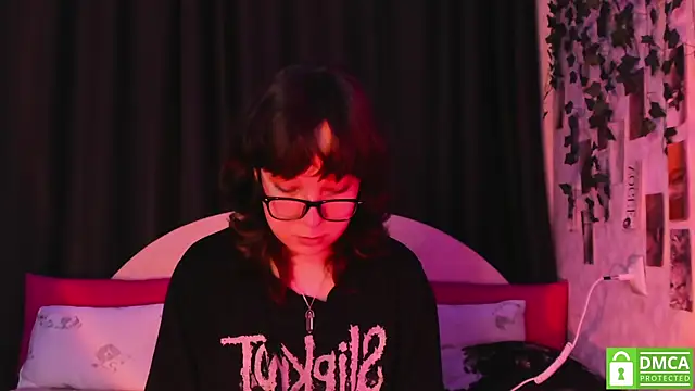 dreamgirllovee online show from 23, 9, 2025