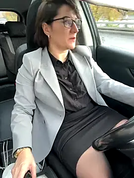 Snapshot of ZhenjaPoledance chatting on 9, 10, 2025 ZhenjaPoledance online show from 9, 10, 2025