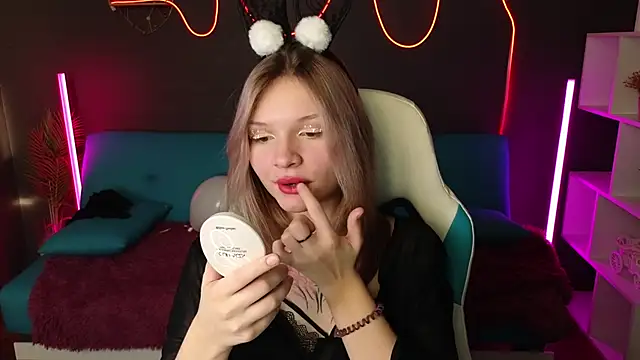 LitaBrom online show from 20, 12, 2024