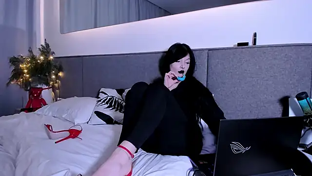  Goddess Misha  online show from 5, 1, 2025