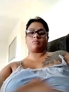 LUSTFULLTRISHA online show from 8, 1, 2026