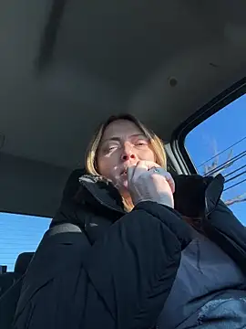 Snapshot of lezbean24 chatting on 18, 1, 2026 lezbean24 online show from 18, 1, 2026