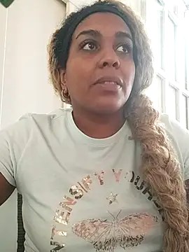 ELLA KELLY online show from 22, 12, 2025