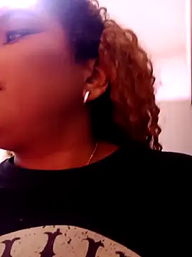 Snapshot of ELLA_KELLY chatting on 14, 3, 2026 ELLA KELLY online show from 14, 3, 2026