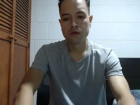 dimitriquiet05 online show from 24, 2, 2026