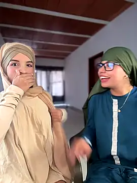 Snapshot of lalilamassu1 chatting on 31, 10, 2025 lalilamassu1 online show from 31, 10, 2025