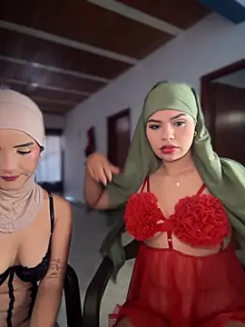 Snapshot of lalilamassu1 chatting on 16, 11, 2025 lalilamassu1 online show from 16, 11, 2025