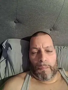 Just2much online show from 17, 3, 2025