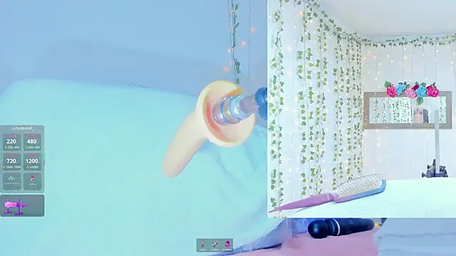 Snapshot of Tiffanny_Love_ chatting on 30, 10, 2025 Tiffanny Love online show from 30, 10, 2025