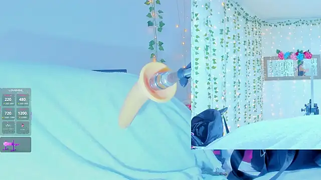 Snapshot of Tiffanny_Love_ chatting on 16, 11, 2025 Tiffanny Love online show from 16, 11, 2025