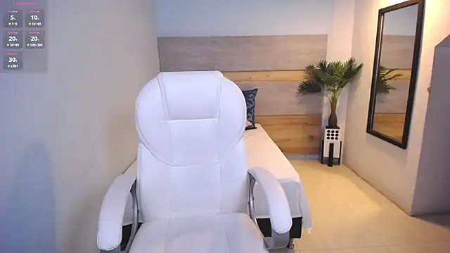 Snapshot of Violetta_rainbow chatting on 11, 1, 2025 Violetta rainbow online show from 11, 1, 2025