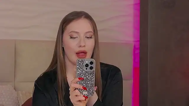 ChloeMarsch online show from 31, 1, 2025