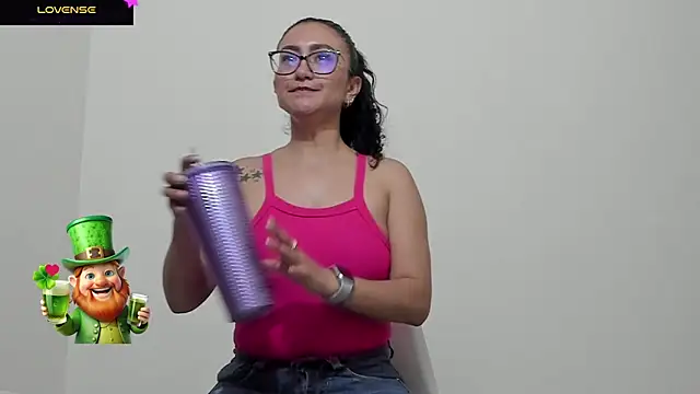 Missmia23 online show from 19, 3, 2025