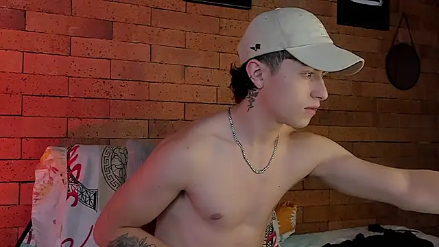 Snapshot of Ares_Dickson chatting on 2, 1, 2025 Ares Dickson online show from 2, 1, 2025