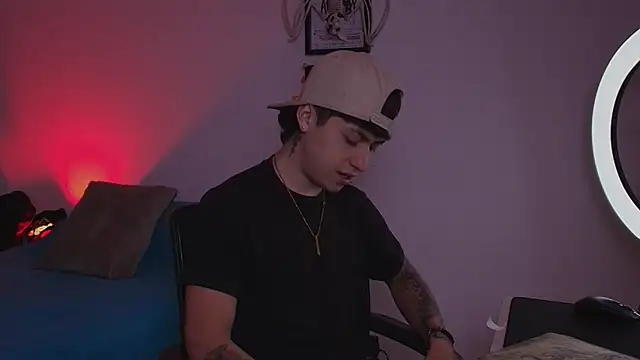 Snapshot of Ares_Dickson chatting on 20, 9, 2025 Ares Dickson online show from 20, 9, 2025