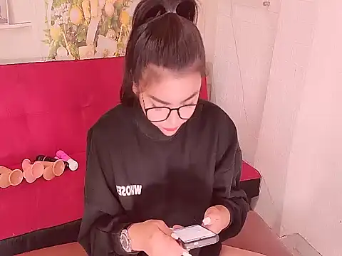 SexualStruggle online show from 16, 12, 2025